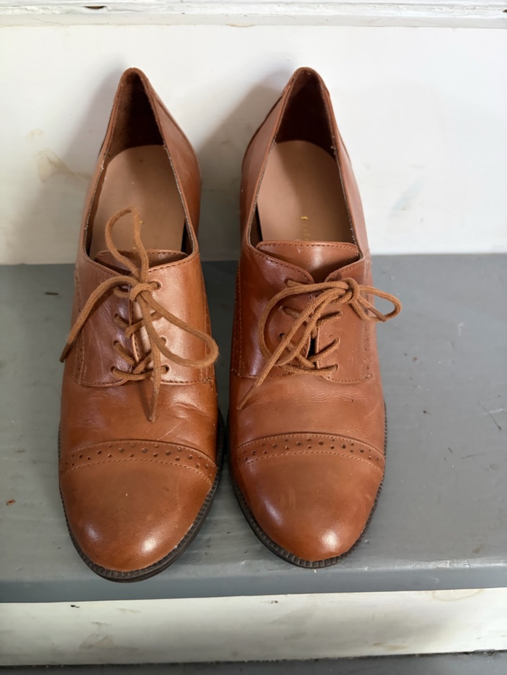 Browned healed dress shoe
